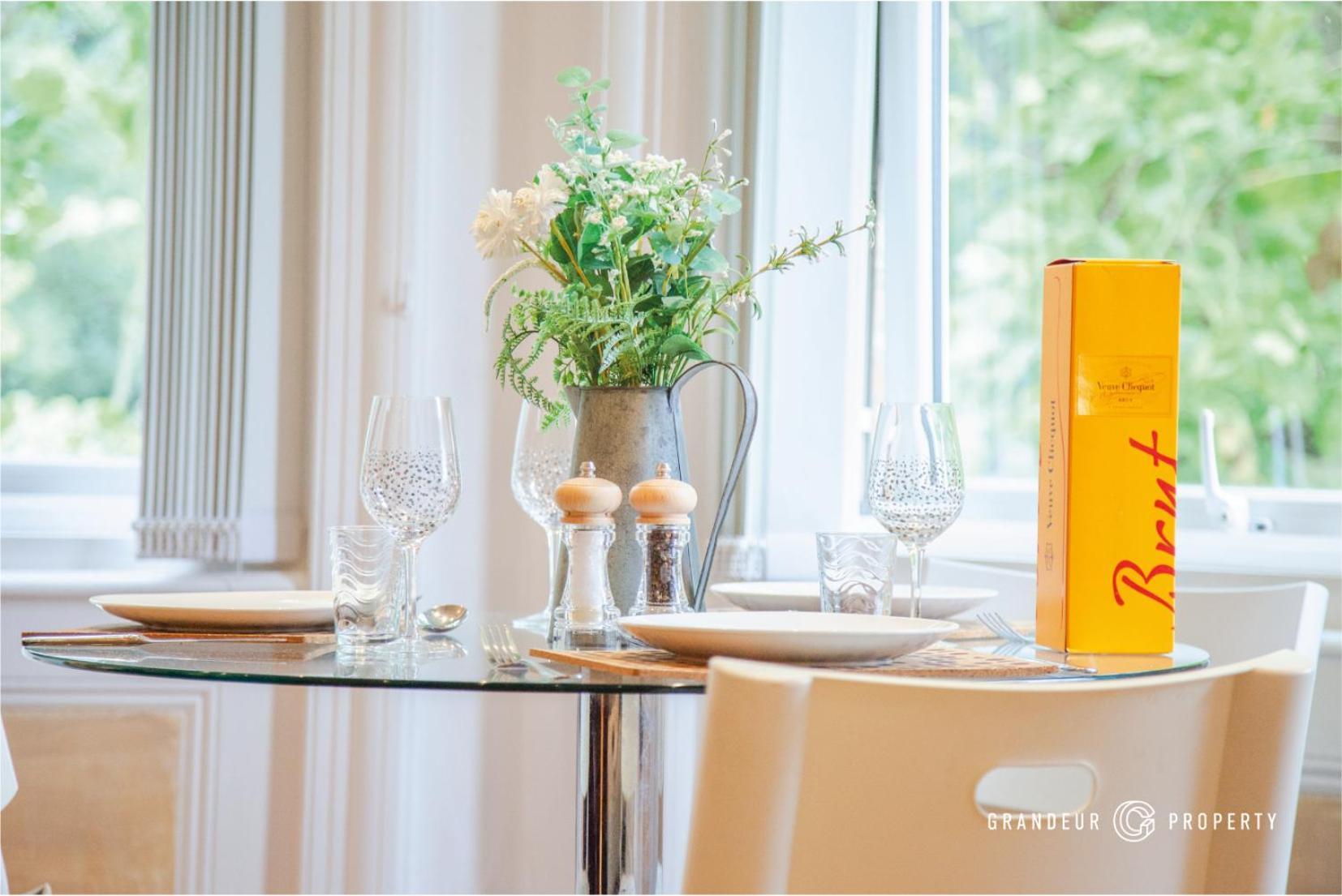 Treetop Suite By Grandeur Property 본머스 외부 사진
