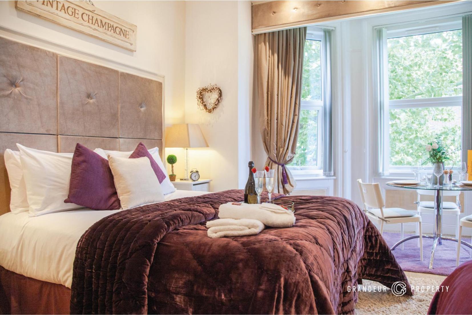 Treetop Suite By Grandeur Property 본머스 외부 사진